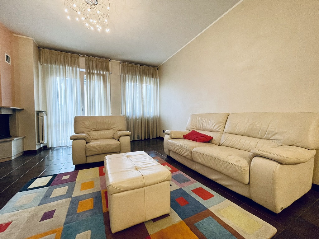 arillo real estate theme